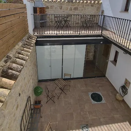 Turisticos El Aove Baeza